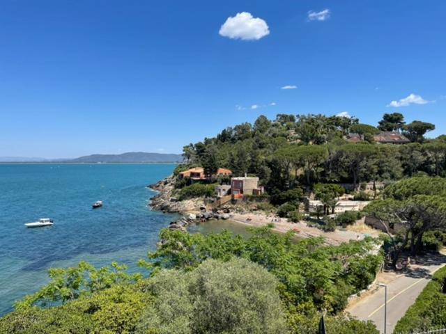 Appartamento Casa Girasole con accesso diretto alla spiaggia Porto Santo Stefano  Esterno foto